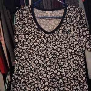 LuLaRoe Skull Shirt